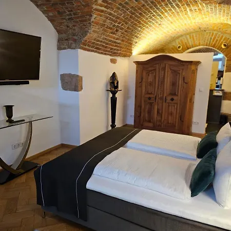 Historical Luxury Homes - Luxus Colloseum *