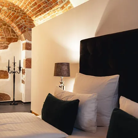 Historical Luxury Homes - Luxus Colloseum